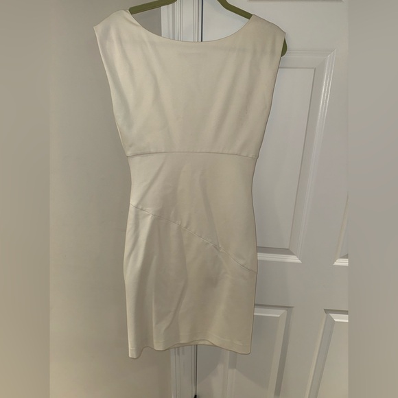 Diane Von Furstenberg Size 10 Pre-Owned - Picture 6 of 9